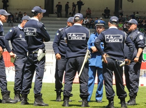 إصابة 15 شرطيا بجروح خفيفة في أعمال شغب عقب مباراة إتحاد البليدة ونصر حسين