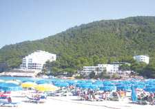 الجزائر بلد سياحي بلا سيّاح