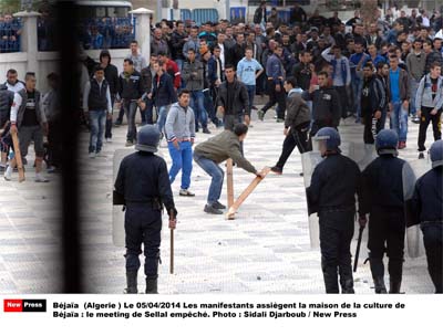 Il déplore les incidents de Béjaïa