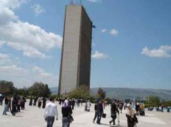 الاتحاد الطلابي يتهم مدير الإقامة الجامعية على منجلي 3 بقسنطينة بالتلاعب بمصير الطالبات