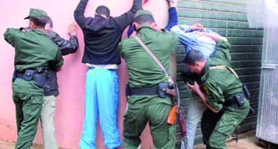 تفكيك شبكة في النصب والاحتيال بقالمة