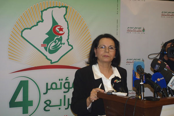 نوارة جعفر تجنّد النساء لصالح بوتفليقة بباتنة