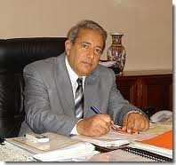 ''شرعنا في دراسة القانون الخاص بعمال البلديات وأعوان شبه الطبي''