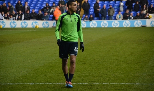 بن طالب احتياطي من جديد في الدوري الإنجليزي