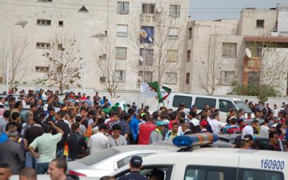 Les candidats à la présidentielle tirent leurs dernières cartouches