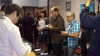 Les Algériens se rendent aux urnes