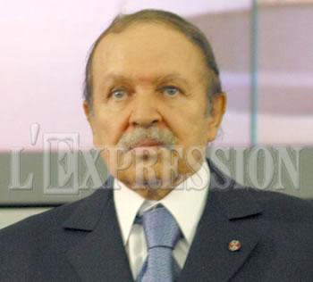 Bouteflika appelle à un vote massif