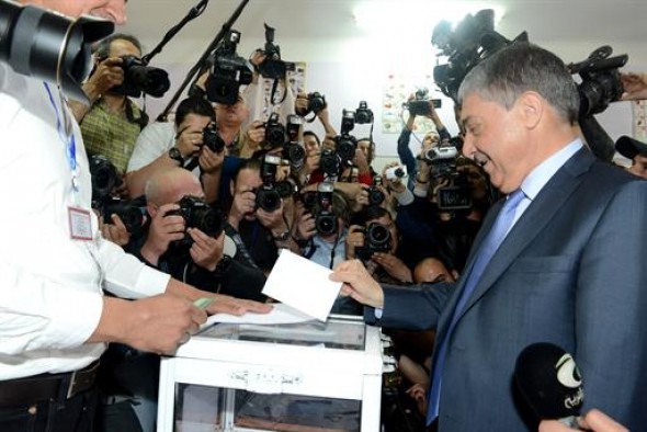 Ali Benflis réitère son appel pour une participation massive au scrutin