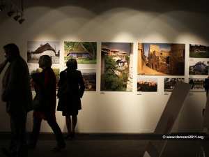 افتتاح معرض الفن المعماري من الأتربة و الطين بمسرح الهواء الطلق لمدينة تلمسان