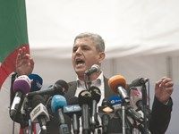 Tout en qualifiant la situation actuelle de dangereuse