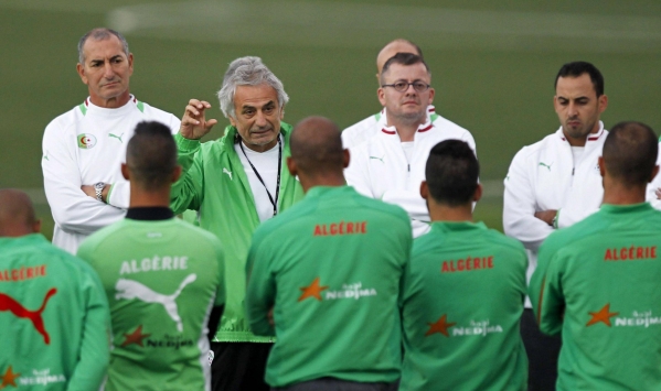 حاليلوزيتش يطالب لاعبي الخضر بالالتحاق بمعسكر سيدي موسى