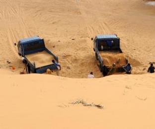 درك سكيكدة يطيح بعصابة تهريب الرمال