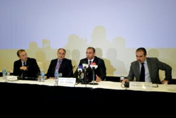 Dialogue harmonieux entre l'administration et les patrons à Oran