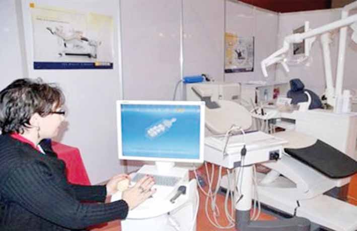 Clôture du Salon du médicament à Oran