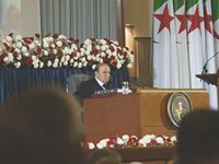 Il a été investi hier président de la république