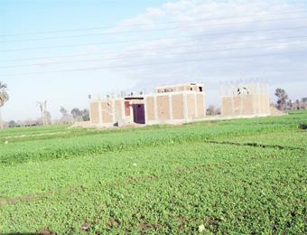 سكان بلدية وادي الماء بباتنة يطالبون بدعمهم بحصص السكن الريفي