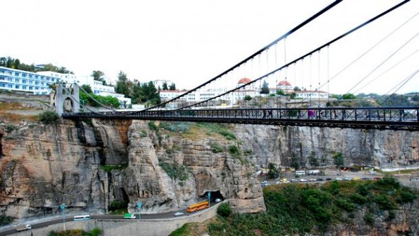 Le voyage est une source de la connaissance et du dialogue avec l'autre