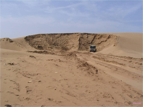 درك مستغانم يشدد الخناق على بارونات نهب الرمال