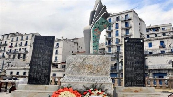 M. Messahel se recueille à la mémoire des journalistes assassinés par le terrorisme