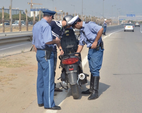 حملة على سائقي الدراجات المخالفين بسطيف