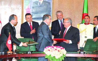 Trois accords algéro-tunisiens d'un montant de 250 millions de dollars