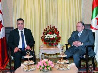 L'algérie apporte un appui fort à la tunisie