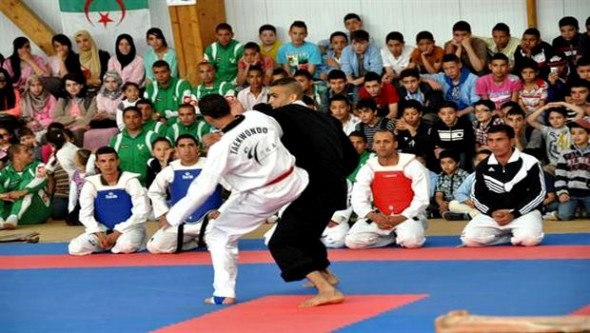 Des centaines de jeunes à la journée portes ouvertes sur le sport militaire à Constantine