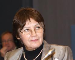 بن غبريط تنفي أي إجراءات استثنائية لغرداية وتحذر من إساءة 