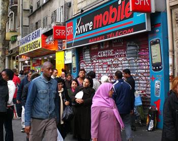 Alger dit ses vérités à l'Europe