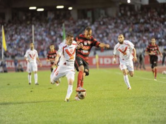 الوفاق يقلص الفارق عن الرائد... وش. بجاية أكبر المستفيدين