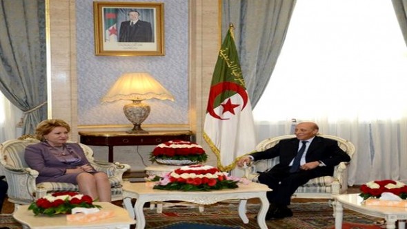 Ould Khelifa et Mme Valentina Matvienko passent en revue les moyens de renforcement de la coopération bilatérale
