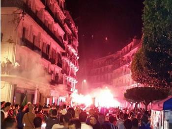 Alger fête ses champions