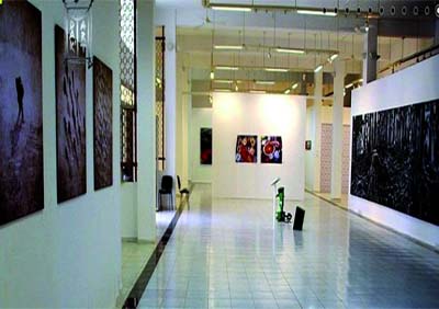 «La nouvelle scène artistique algérienne» expose d'Alger à «Dak'Art»