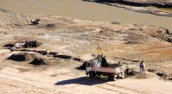 درك الطاهير يحجز شاحنتين لنهب الرمال بدون لوحات ترقيم بجيجل