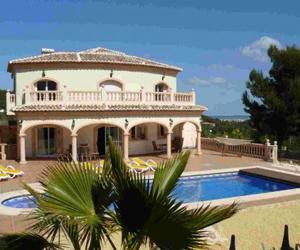 أغلاها يتواجد في بارادوبحيدرة وهي مصنفة في 'الكاتالوغ العالمي' الشركات الأجنبية تفجر أسعار الفيلات في الجزائر