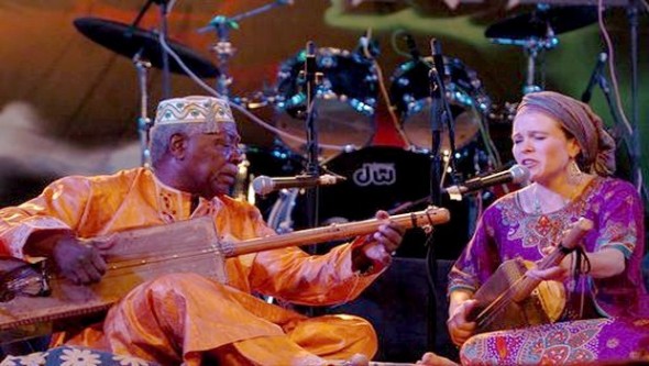 Une thèse de doctorat sur le Diwane en préparation par une musicologue américaine