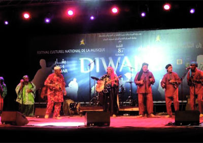 «El-Dey» enflamme Béchar et «Dar Bahri» l'éblouit