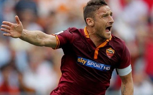 توتي يتدخل لإبقاء بنعطية ويتمنى مقابلة البرسا