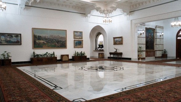 Début des consultations sur le projet de révision constitutionnelle