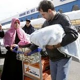 Les ressortissants algériens de retour de Libye unanimes quant à l'intérêt de l'Etat à la prise en charge de sa communauté