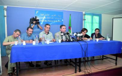 Le FFS à cheval entre le pouvoir et l'opposition