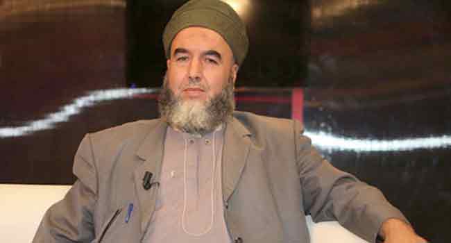 Laurent Fabius à Alger et surenchère sur le retour de l'ex-FIS ' Revue de presse audio