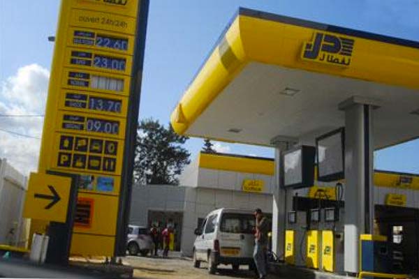 L'Algérie augmentera sa production d'essence et de gasoil, pas les prix