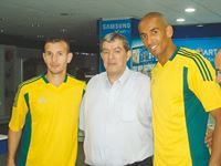 Alors que Hannachi confirme le départ d'Aït Djoudi