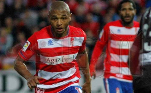 إدارة غرناطة تنفي وجود أي اتصال من توتنهام الإنجليزي بخصوص براهيمي