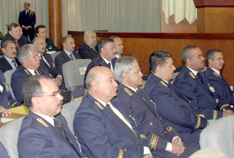 إبعاد والي غرداية واستخلافه بوالي تمنراست