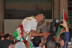 شاوشي يحضى باستقبال خاص من مناصريه بعين تموشنت