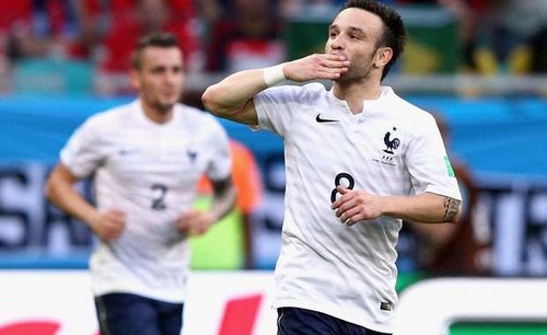 صراع إنجليزي إسباني على ماتيو فالبوينا