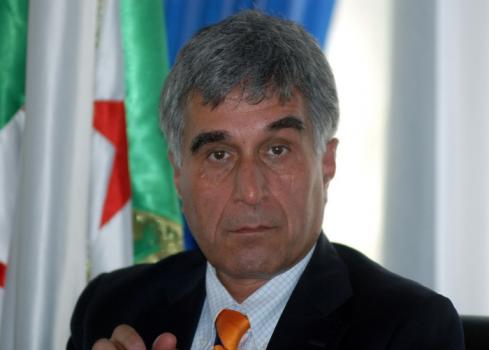 رونو تحقق أكبر المبيعات رغم إلغاء العمل بالقروض الإستهلاكية