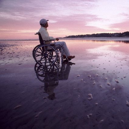 لوح يأمر بتخصيص 1 من المائة من قروض ''أنساج'' و''كناك'' للمعاقين